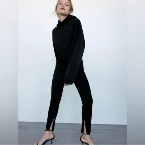 Zara Women’s Black Faux Suede Leggings Ankle Zip Pants Size Medium - Picture 1 of 16
